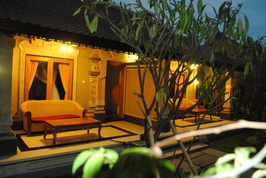 Trijaya Guest House Pemuteran Exterior photo