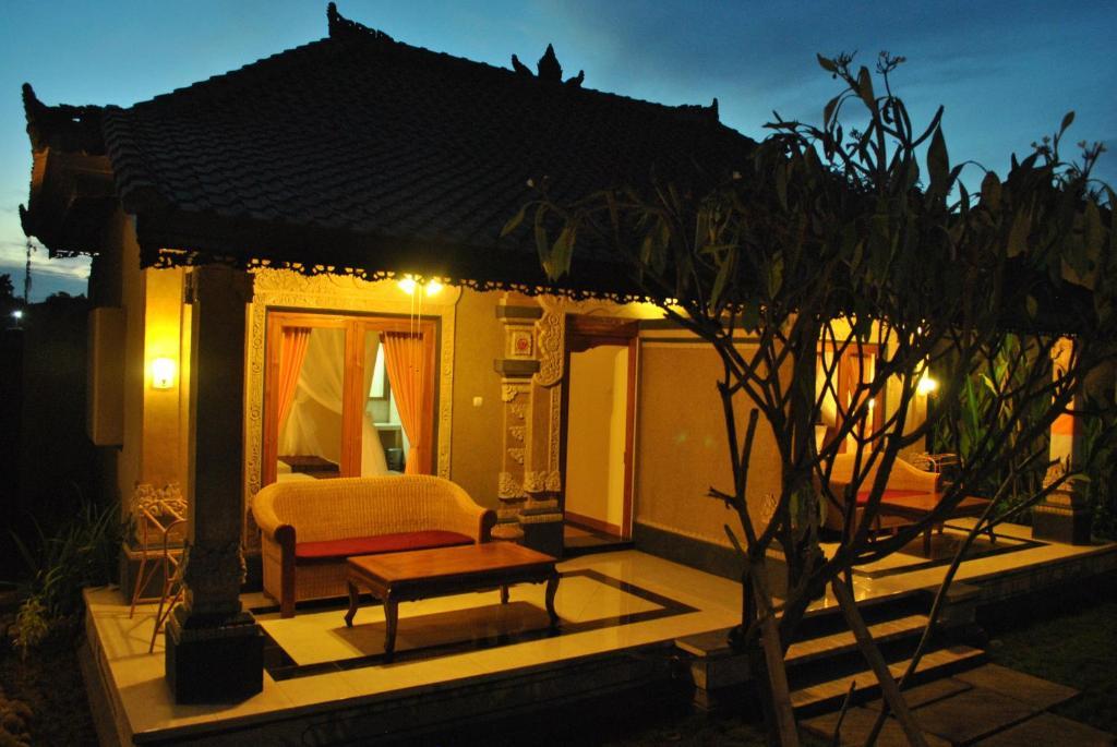 Trijaya Guest House Pemuteran Exterior photo