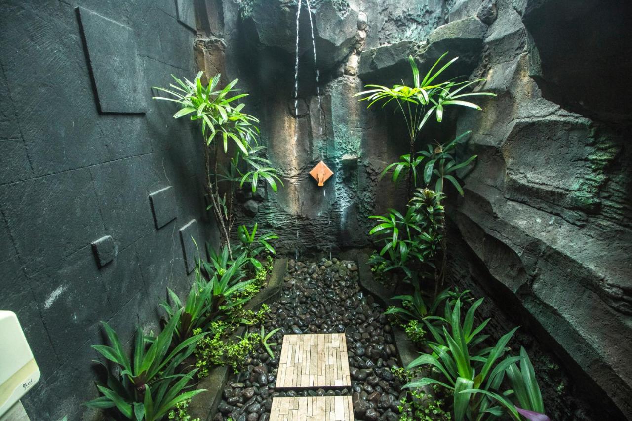 Trijaya Guest House Pemuteran Exterior photo